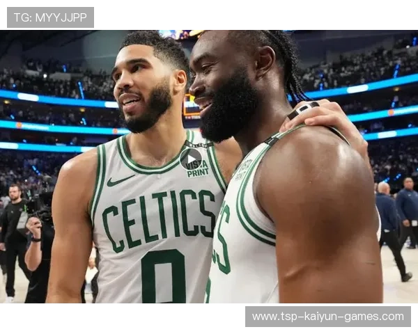 凯尔特人火力全开，双探花组合无解，凯尔特人双星